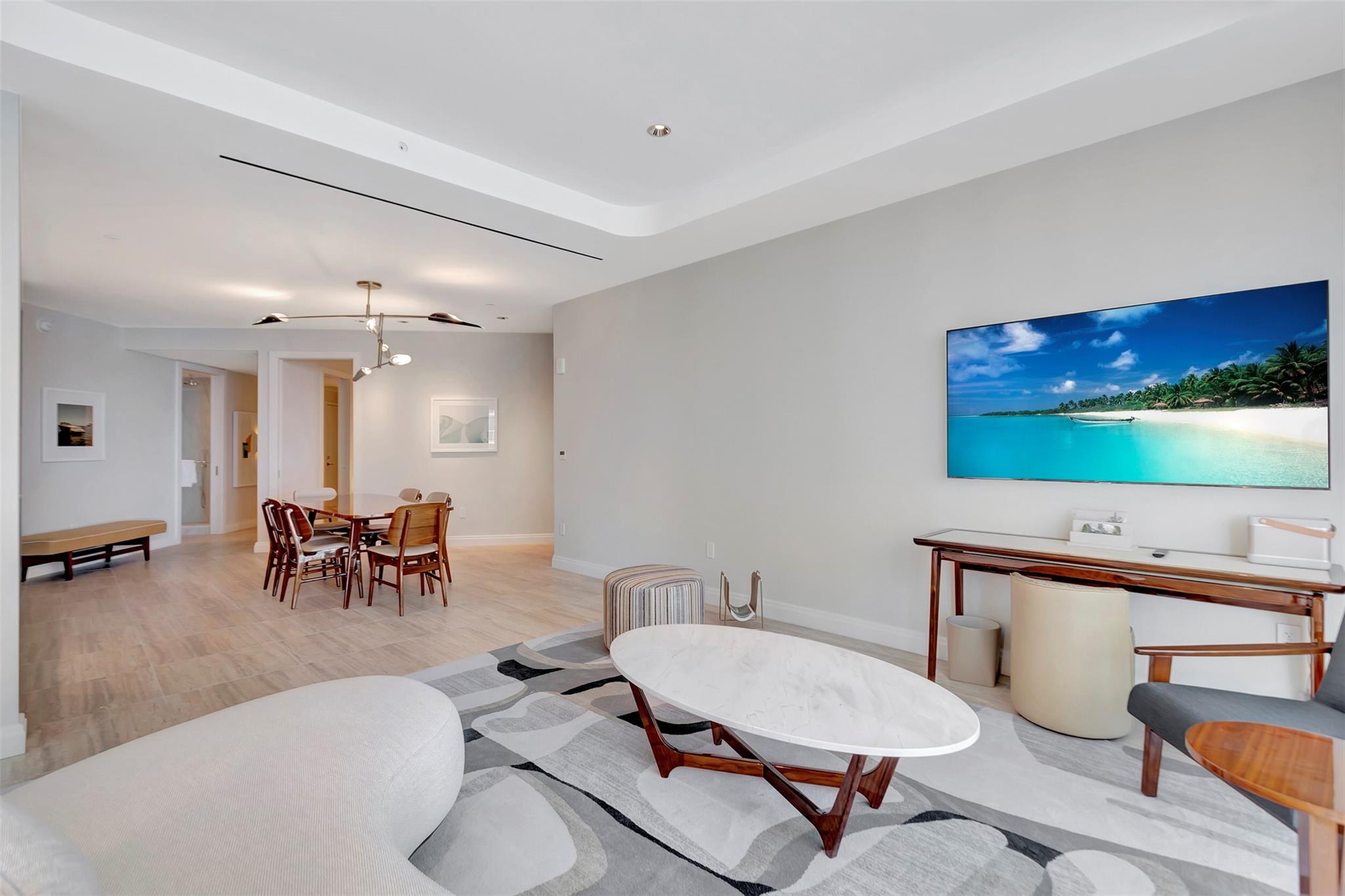 Four Seasons - Residential