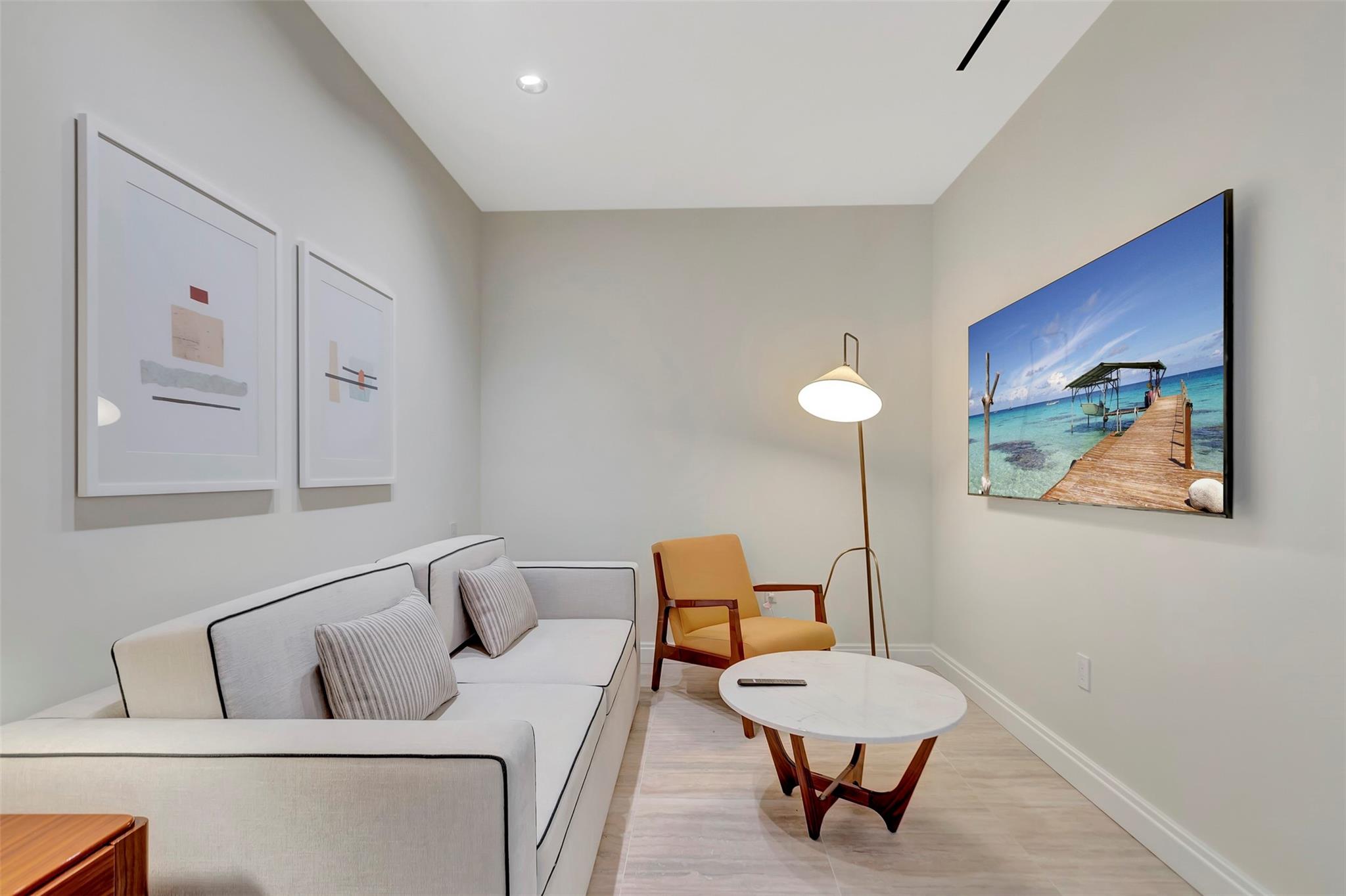 Four Seasons - Residential