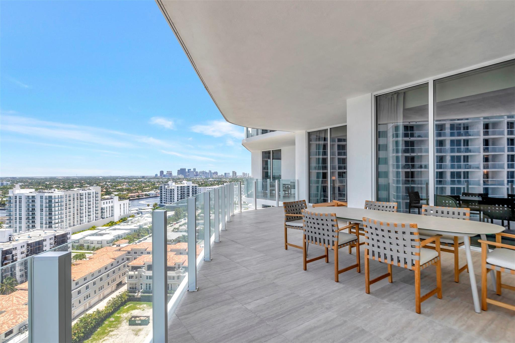 Four Seasons - Residential