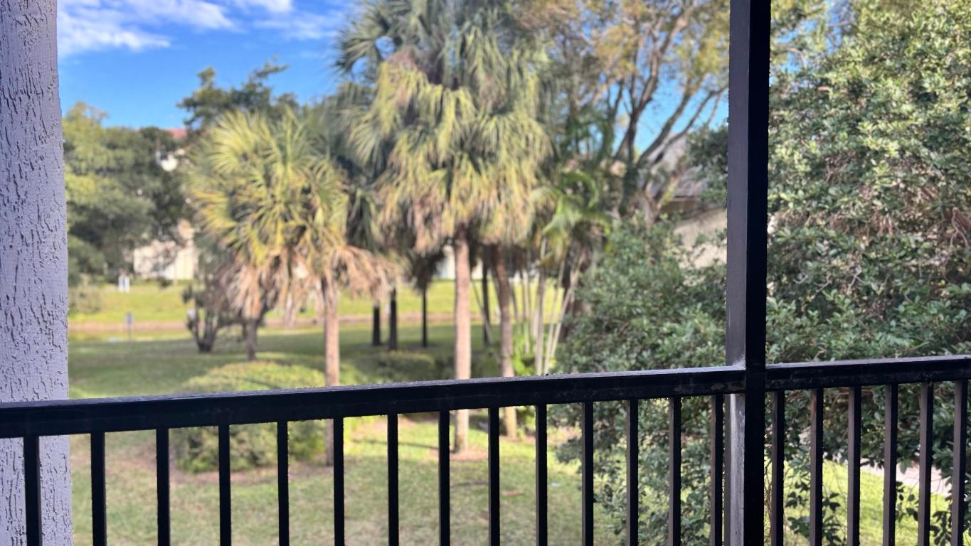 VILLAS AT MEADOW LAKES CONDO - Residential Lease