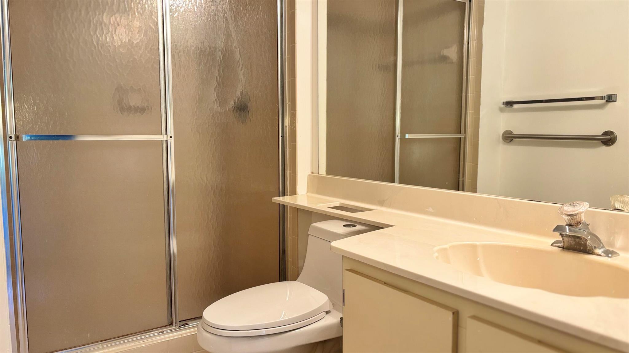 VILLAS AT MEADOW LAKES CO - Residential Lease