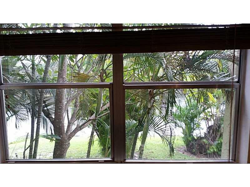 GARDEN LAKES OF INVERRARY - Residential