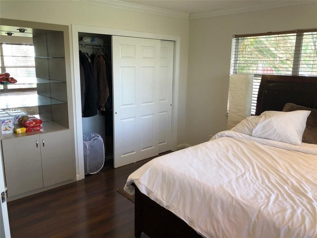 GARDEN LAKES OF INVERRARY - Residential