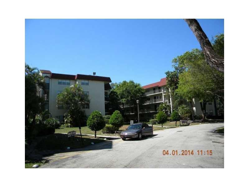 TURN-KEY INVESTOR PROPERTY.
Listed at a Cap Rate of 8.66% on Day#1 post closing.
Great long term tenants on 5th year lease, punctual,  no kids. Track record can be provided.
Renovated 3-Bedroom Unit Overlooking the Pool! Spacious 1,400 sq. ft. condo — a must-see to truly appreciate the quality and detail of the upgrades. Features include beautifully renovated bathrooms tiled floor-to-ceiling, a modern kitchen with wood cabinetry, granite countertops, and stainless steel appliances. Two bedrooms offer serene water views, while the breezy balcony provides a relaxing spot to enjoy the fresh air year-round. Conveniently located near the Turnpike, parks, shopping, and places of worship. Hurry — best-priced 3-bedroom in the Inverrary area!