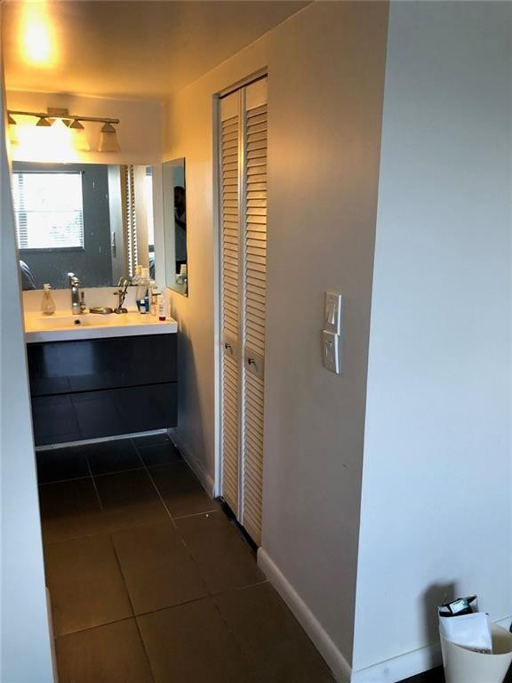 GARDEN LAKES OF INVERRARY - Residential