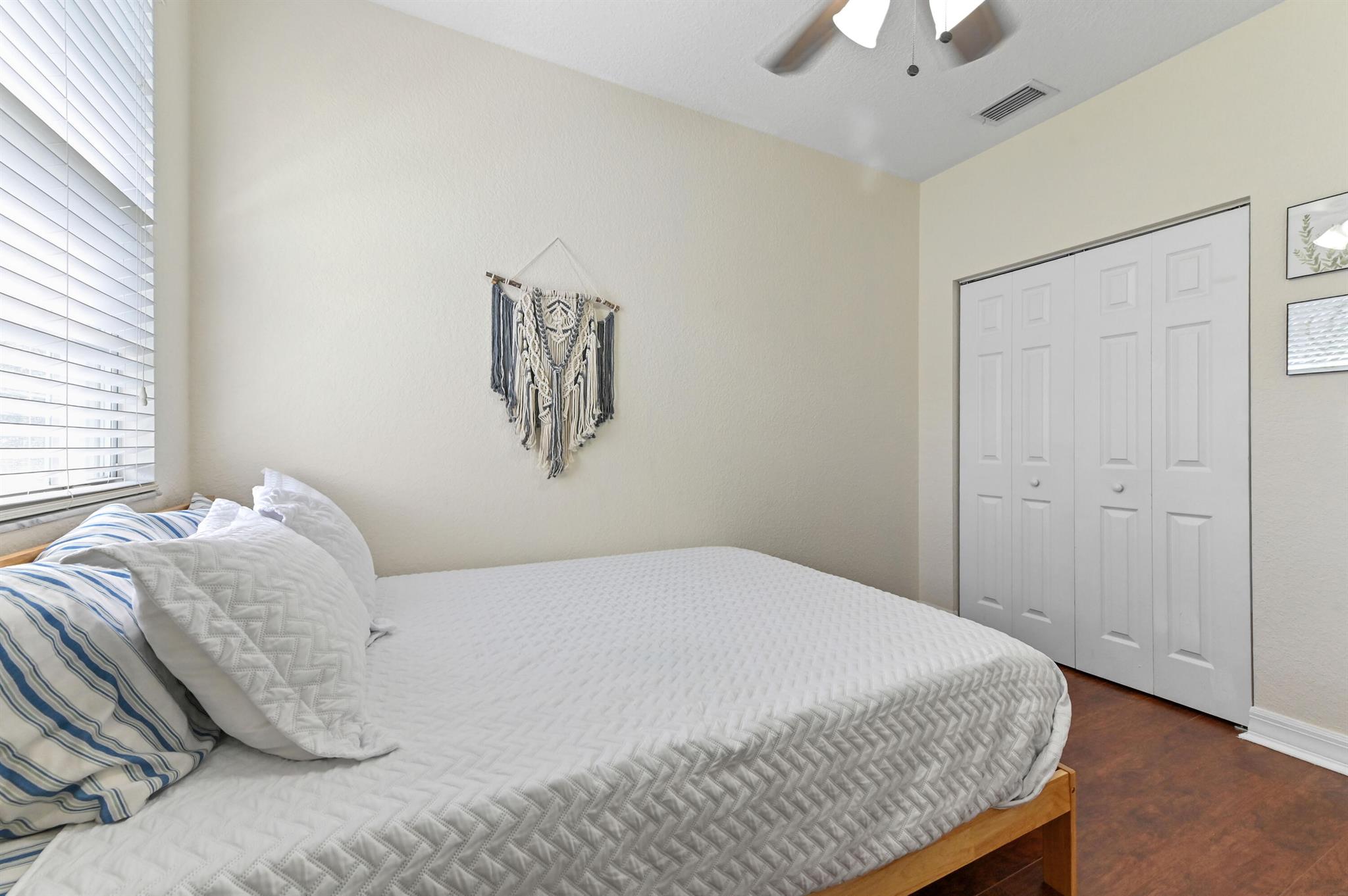 OCEAN CAY - Residential