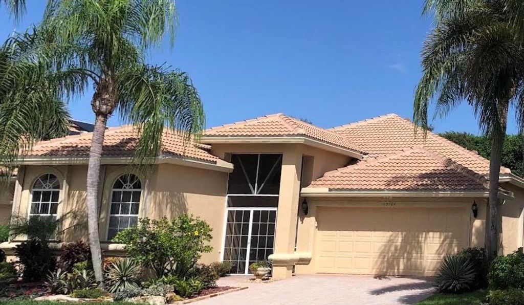 Photo of 10764 Grande Palladium Way, Boynton Beach, FL 33436 (MLS # R10744848)