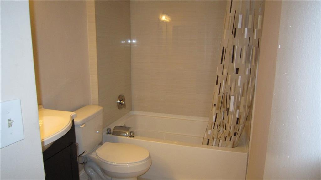 Crown Colony at Rock Cree - Residential