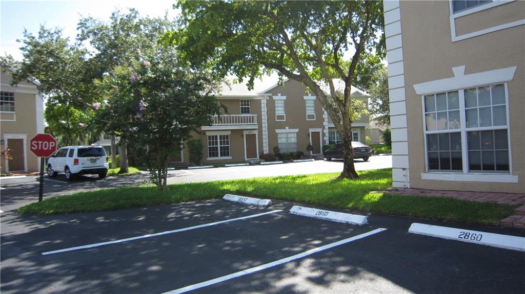Crown Colony at Rock Cree - Residential