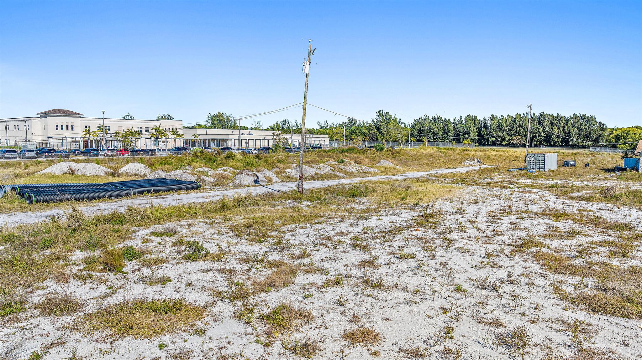 S/D OF 36-44-42, NW 1/4 - Residential