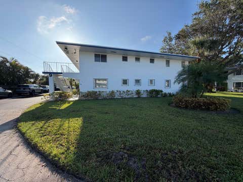 Property photo of 9 Westwood Avenue 102b, Tequesta, FL 33469