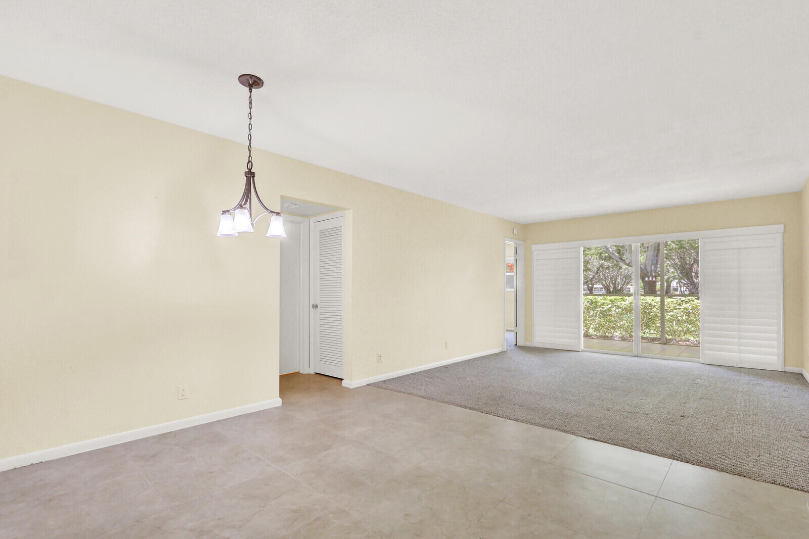 TEQUESTA GARDEN CONDO 1 - Residential