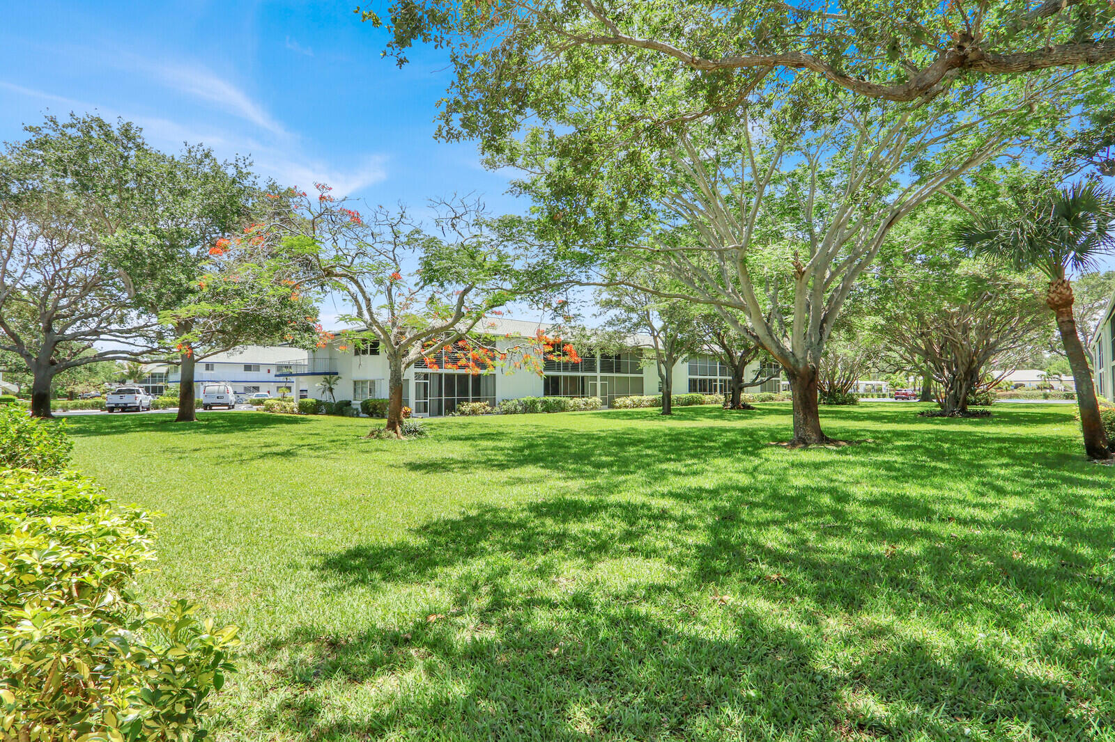 TEQUESTA GARDEN CONDO 1 - Residential