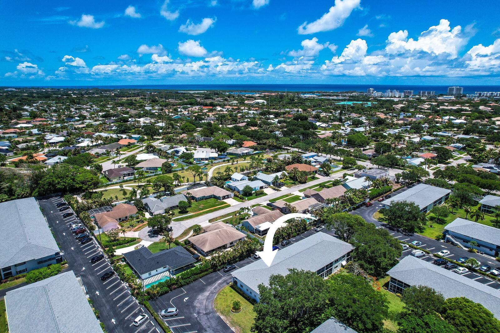 TEQUESTA GARDEN CONDO 1 - Residential