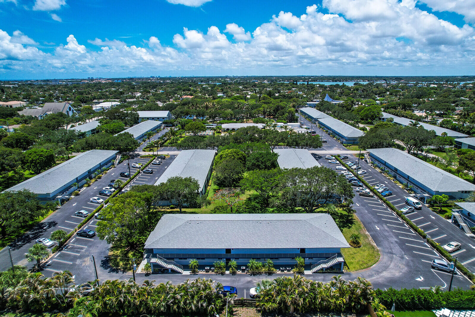 TEQUESTA GARDEN CONDO 1 - Residential
