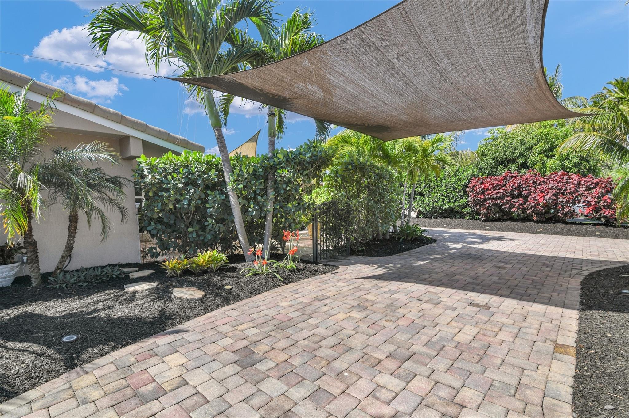The Cove 32-48 B - Residential