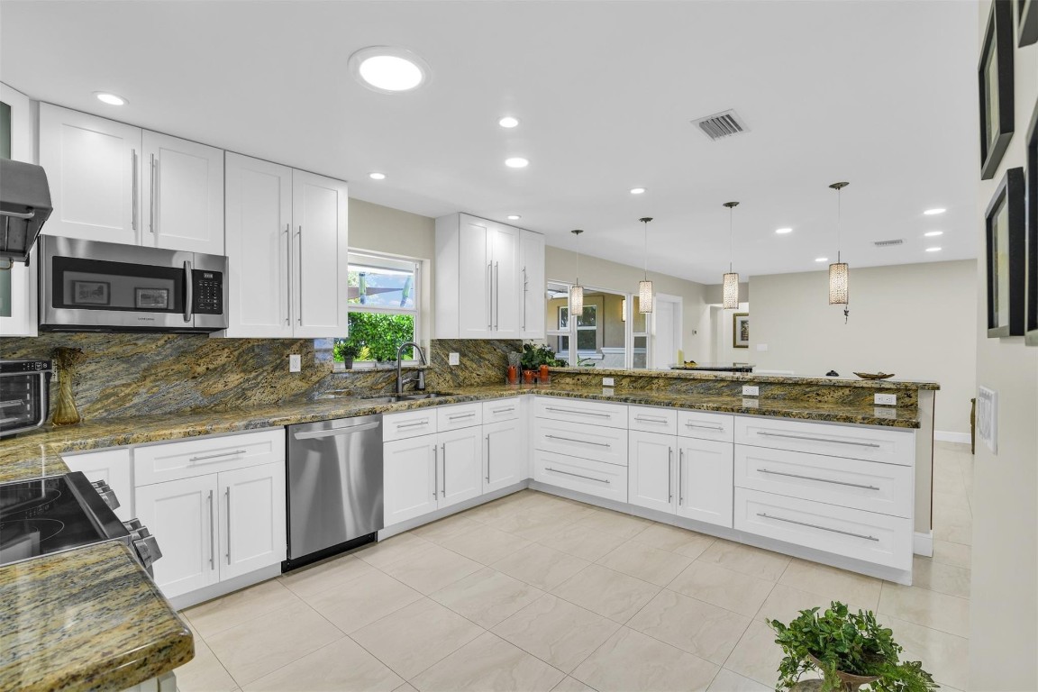 The Cove 32-48 B - Residential