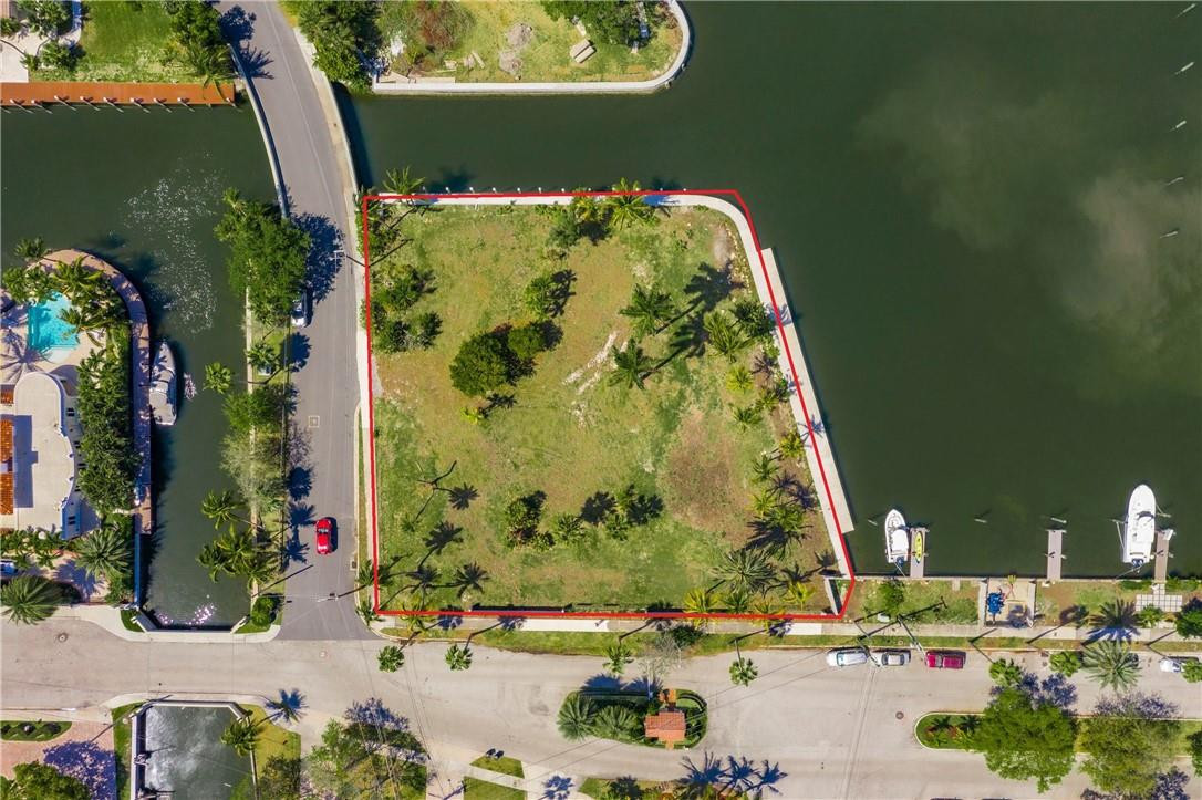 Riviera Isles - Land