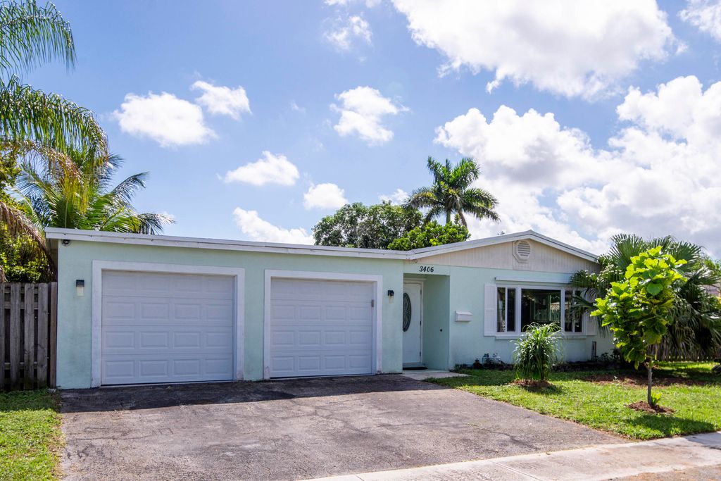 Photo of 3406 Capri Road, Palm Beach Gardens, FL 33410 (MLS # R11134213)