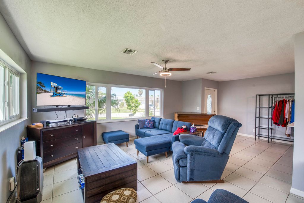 Photo of 3406 Capri Road, Palm Beach Gardens, FL 33410 (MLS # R11134213)