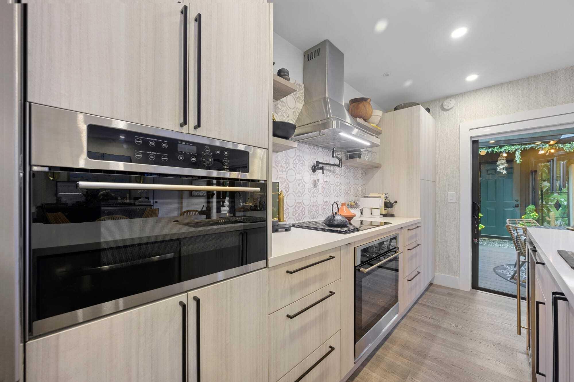 SEA LOFTERS CONDO - Residential Lease