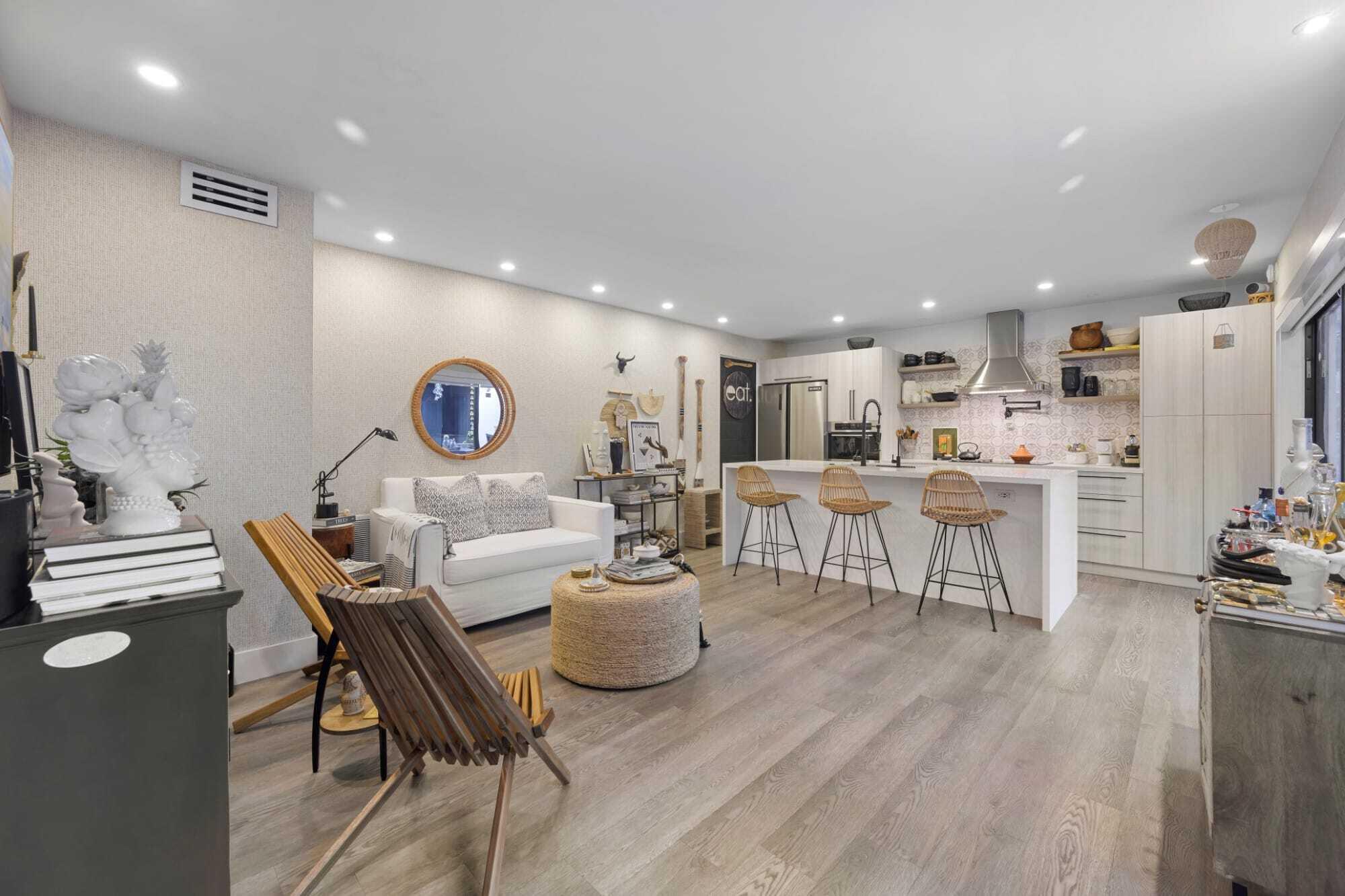 SEA LOFTERS CONDO - Residential Lease