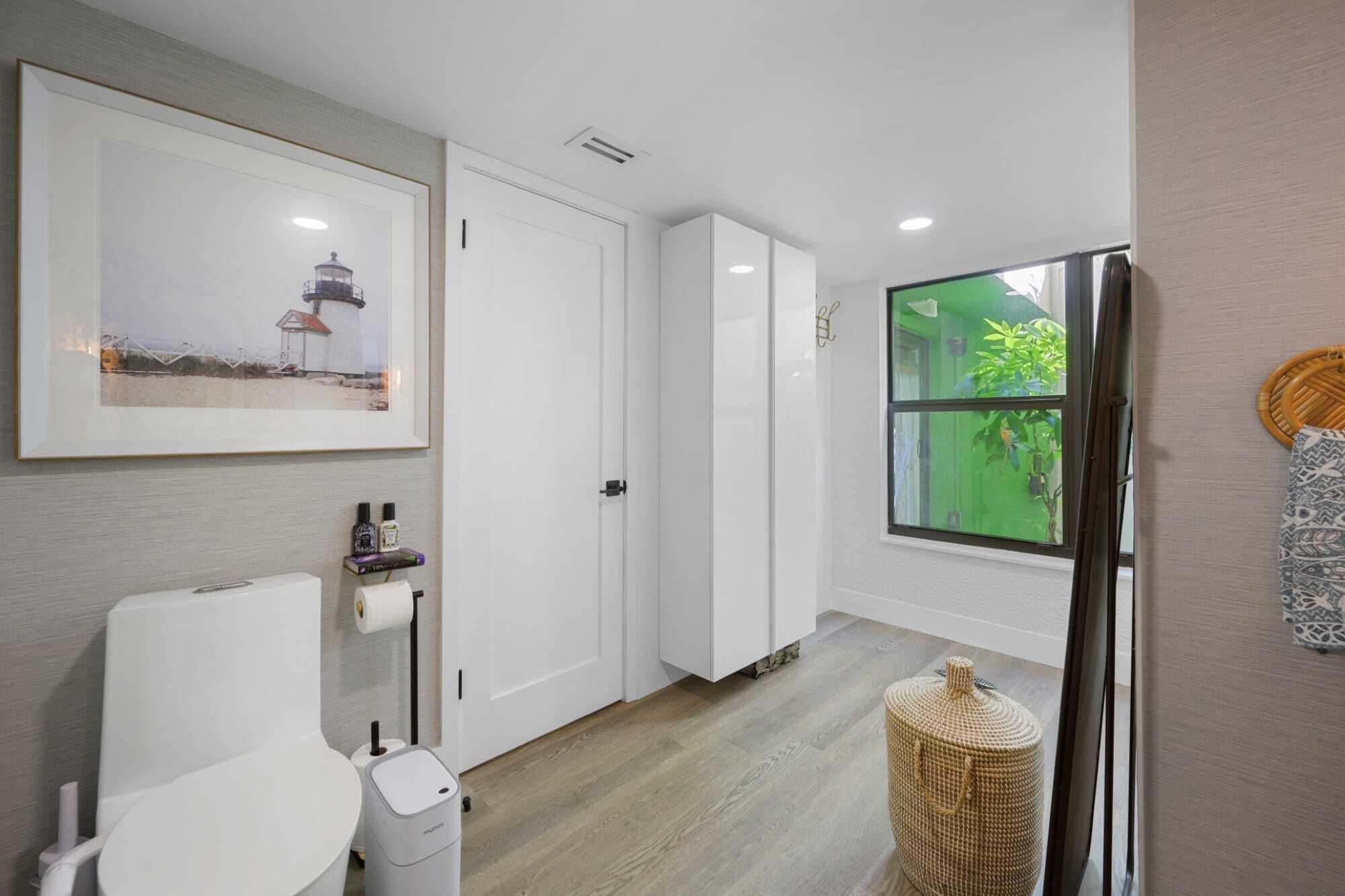 SEA LOFTERS CONDO - Residential Lease