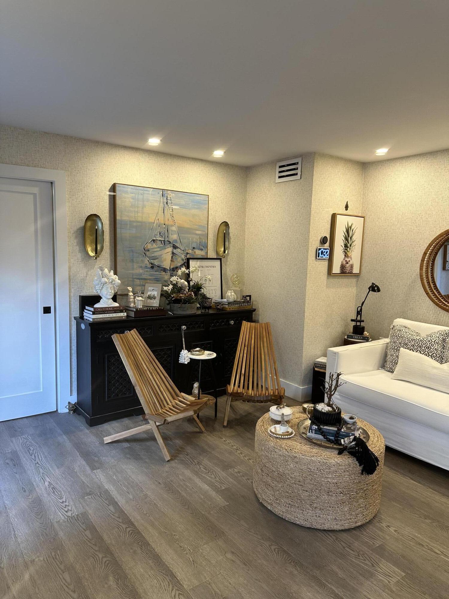 SEA LOFTERS CONDO - Residential Lease