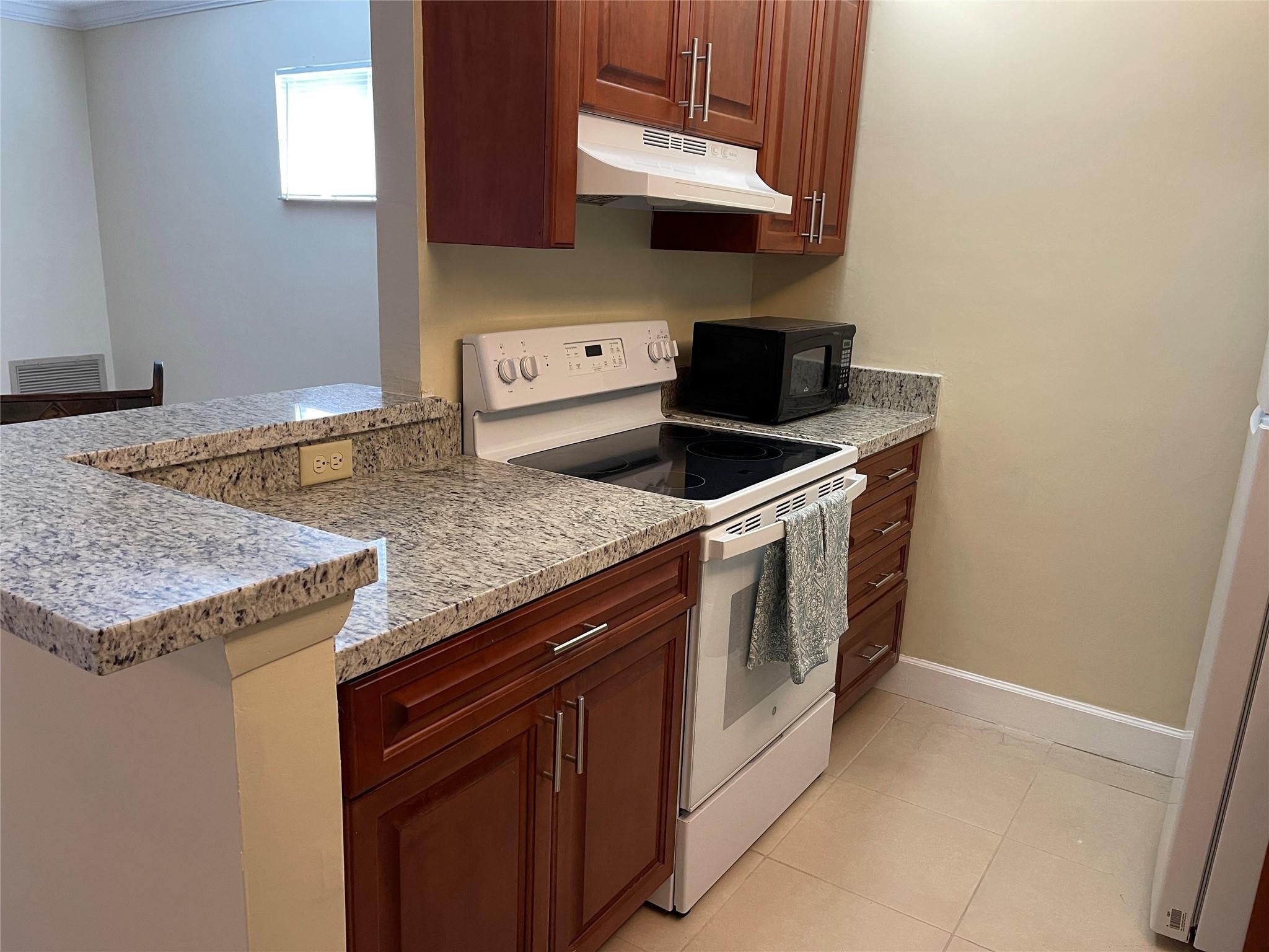 26 CROSSINGS Circle G