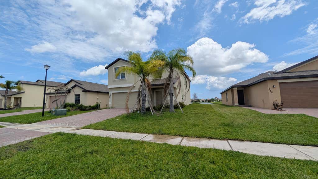 Photo of 786 Worlington Lane, Fort Pierce, FL 34947 (MLS # B26028261)