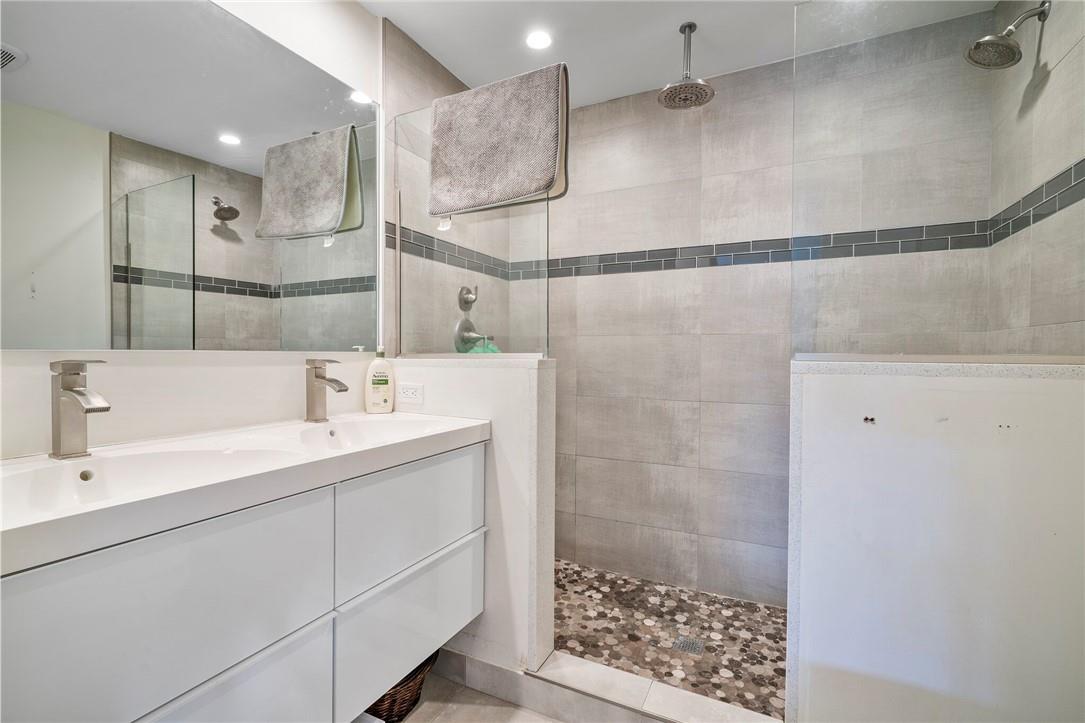Bel-Air 32-10 B - Residential