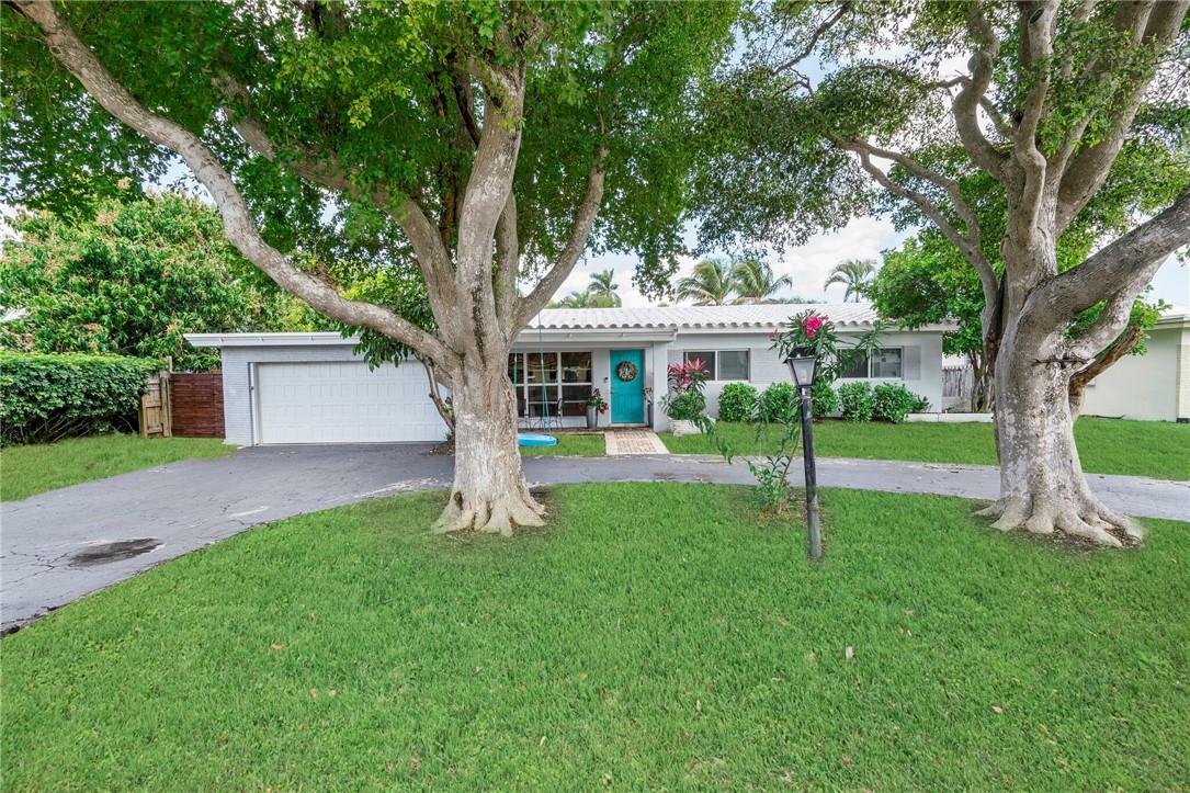 View photos, virtual tours, details... 1949 Windward Dr