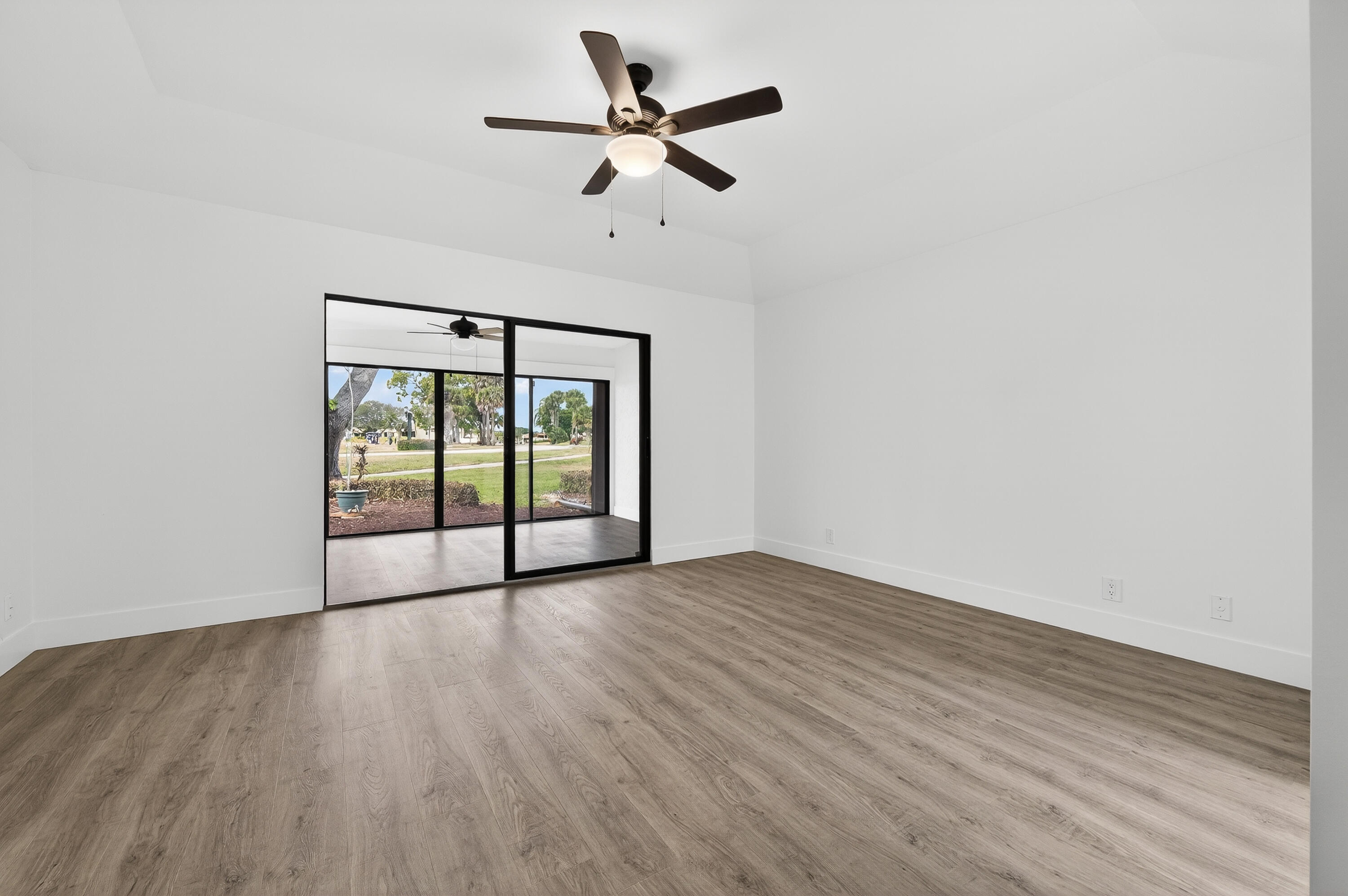 BUNKER HILL AT HERITAGE RIDGE EAST - Residential