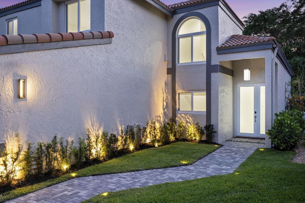 Photo of 23323 La Vida Way, Boca Raton, FL 33433 (MLS # R10994357)