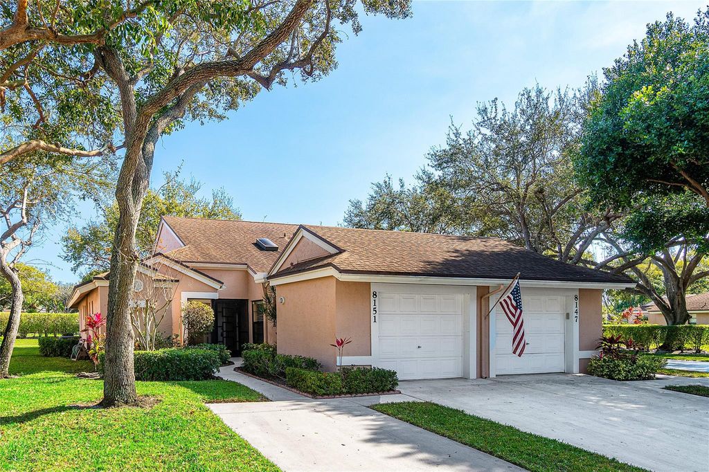 Photo of 8151 Springlake Drive, Boca Raton, FL 33496 (MLS # F10552849)