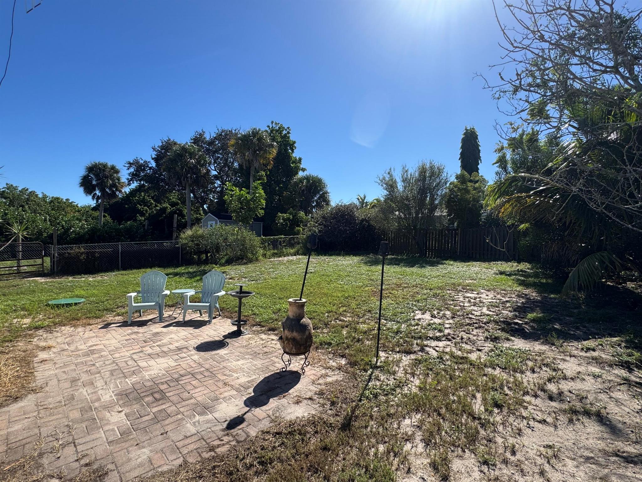 RIVERVIEW MANOR - Residential