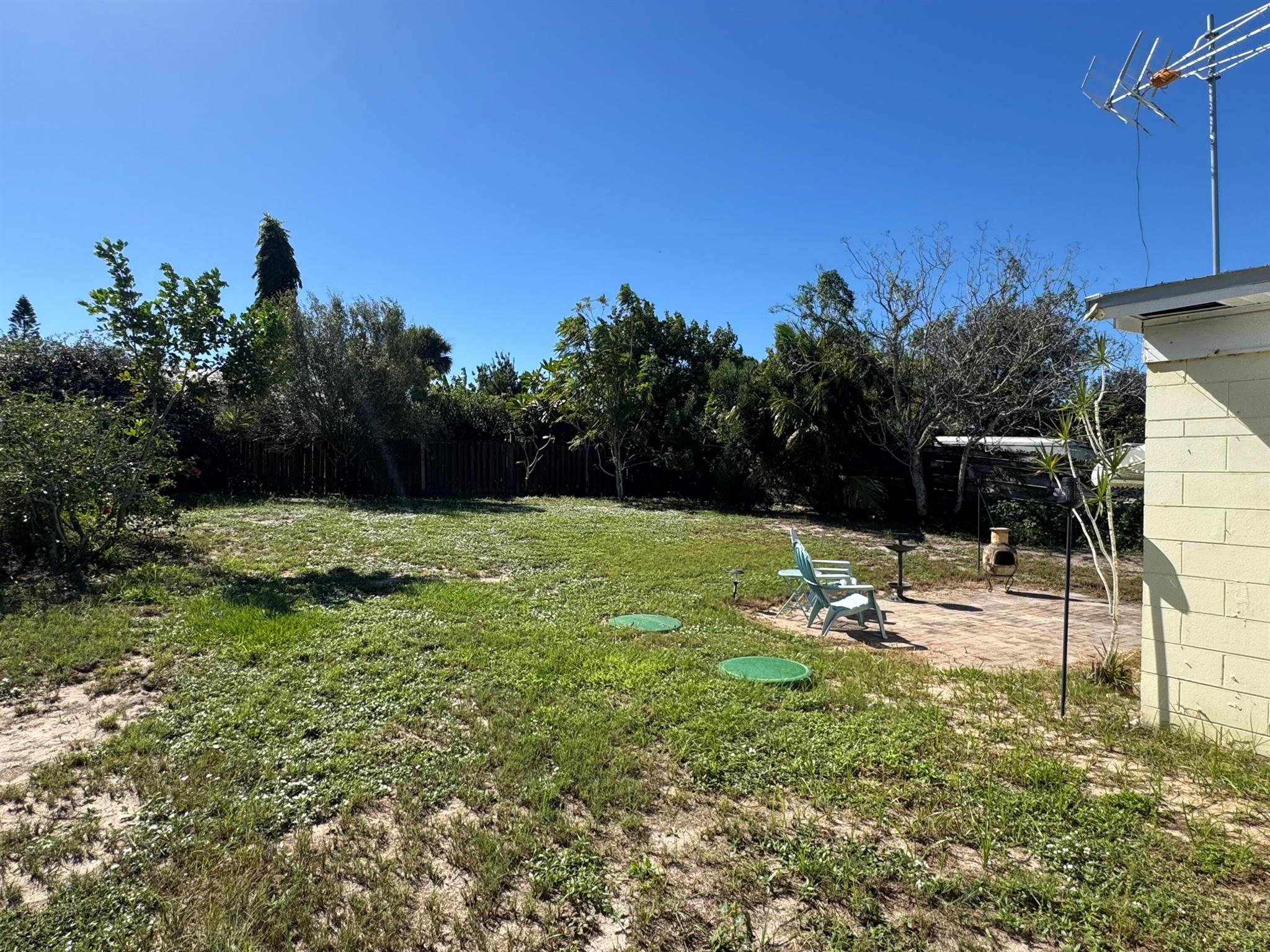 RIVERVIEW MANOR - Residential