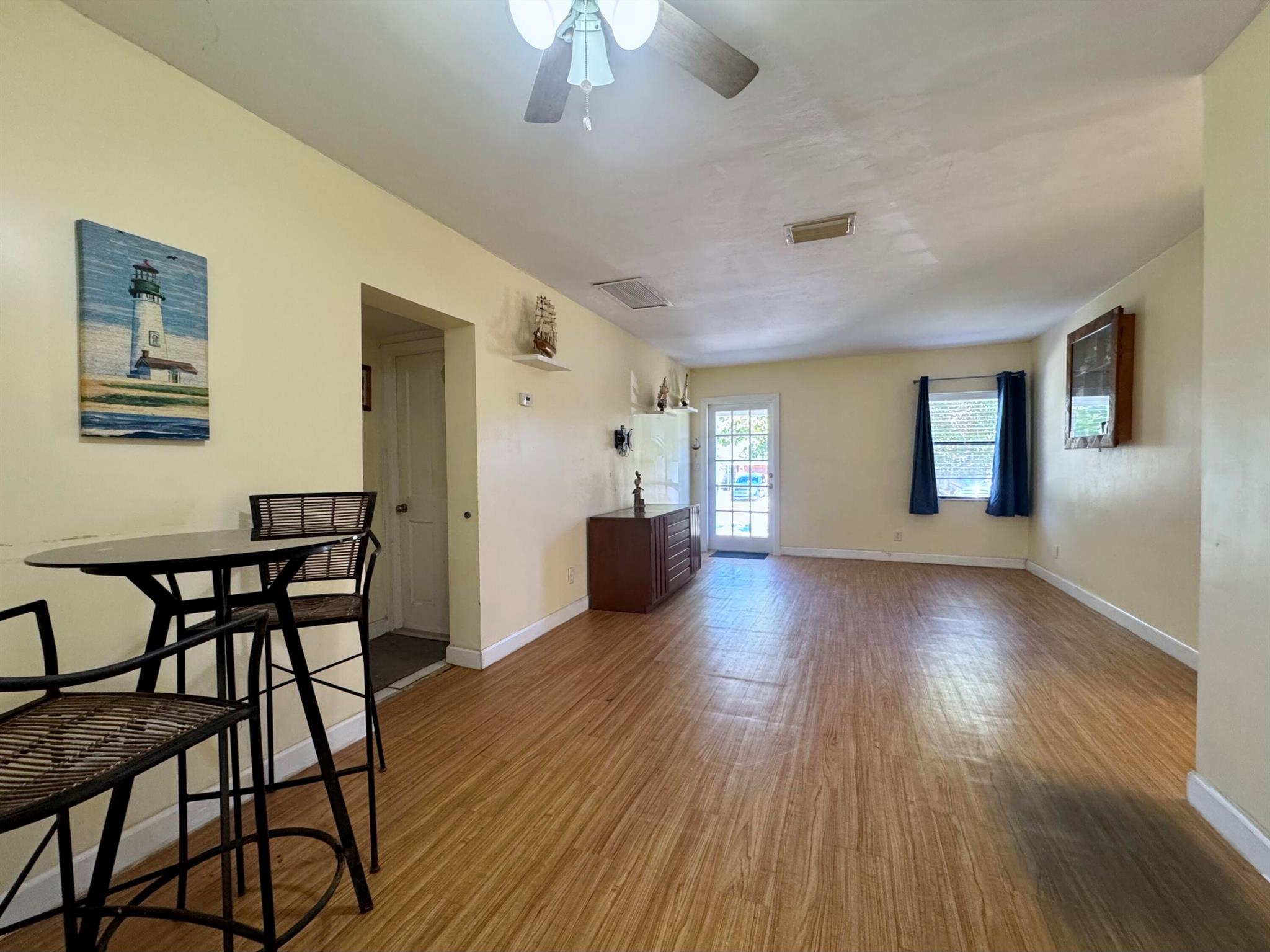 RIVERVIEW MANOR - Residential