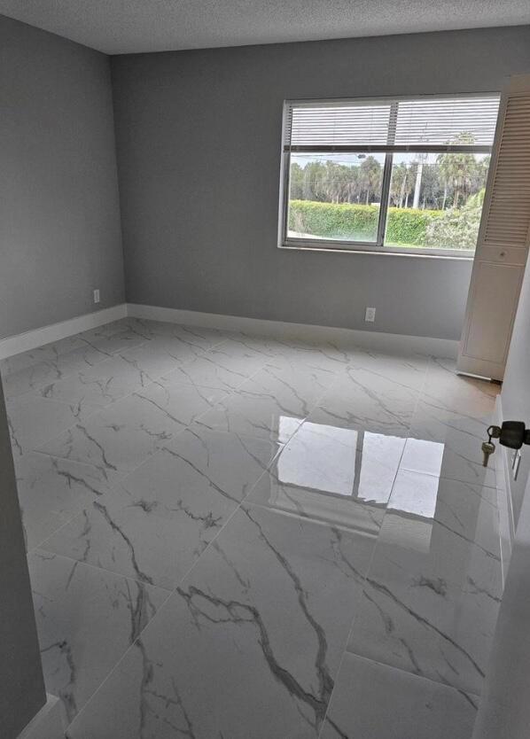 Pine Ridge at Haverhill - Residential Lease