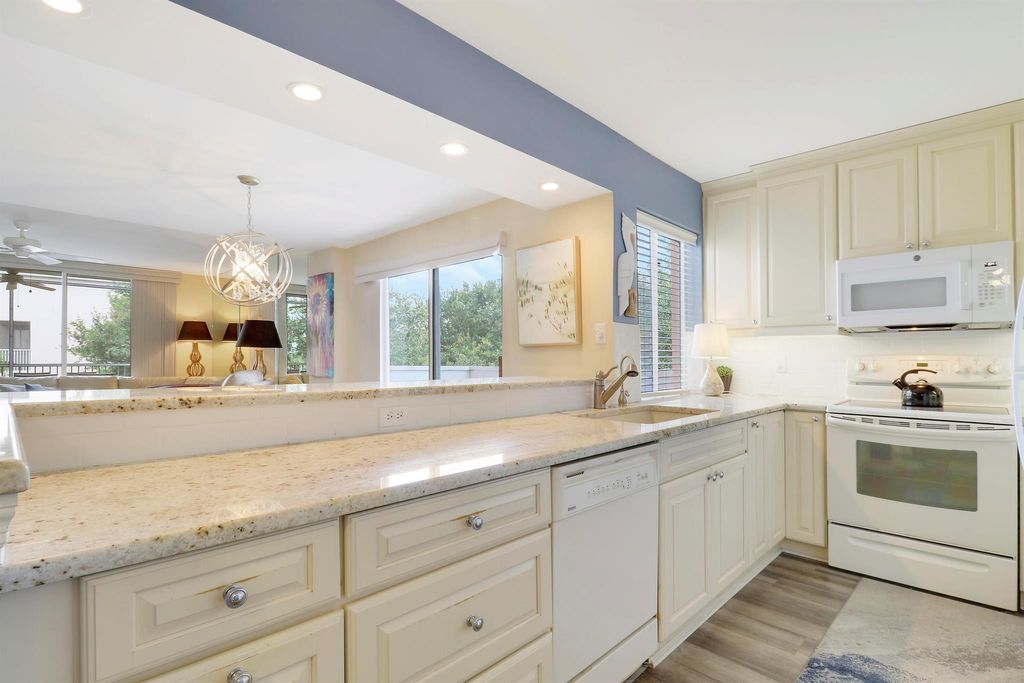 Photo of 353 S Us Highway 1 #B310, Jupiter, FL 33477 (MLS # R11095884)