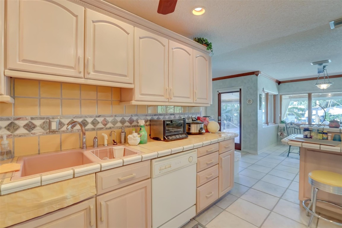 Pompano Beach, Florida, 33062, United States, 3 Bedrooms Bedrooms, ,4 BathroomsBathrooms,Residential,Active,2019492