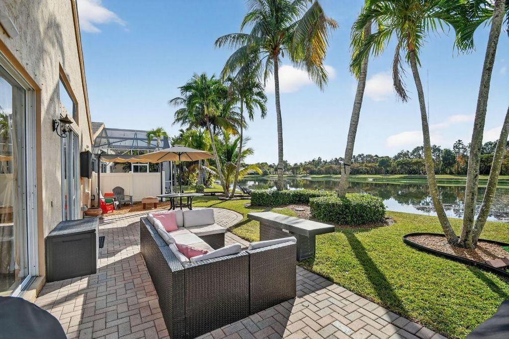 Photo of 10202 Clubhouse Turn Road, Lake Worth, FL 33449 (MLS # R11153784)