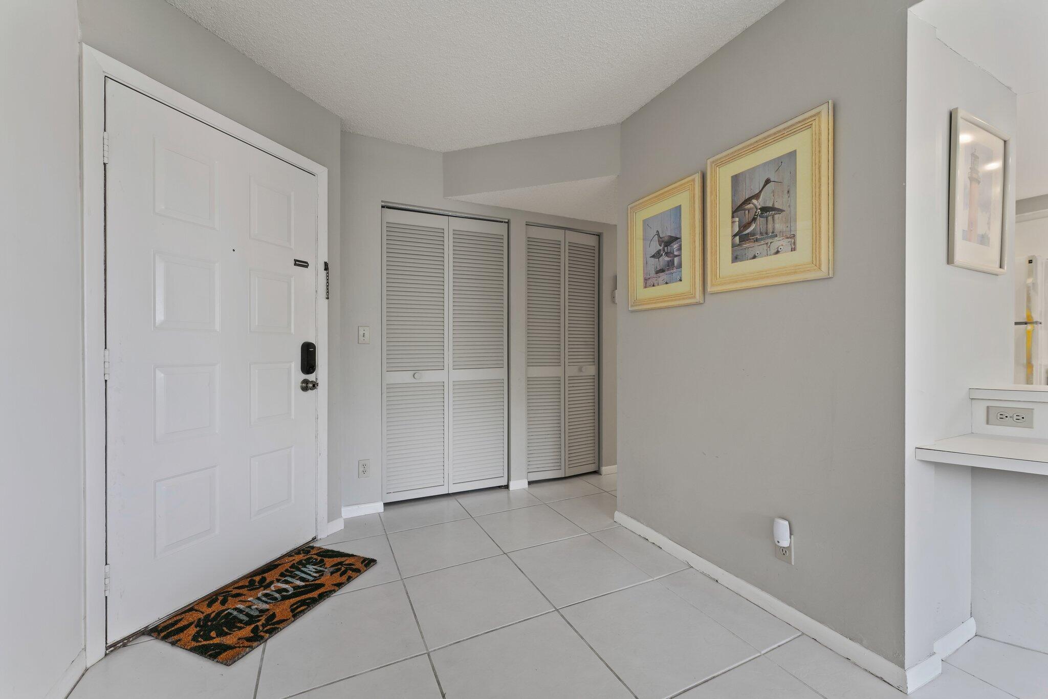 1605 S Us Highway 1 D301 D301