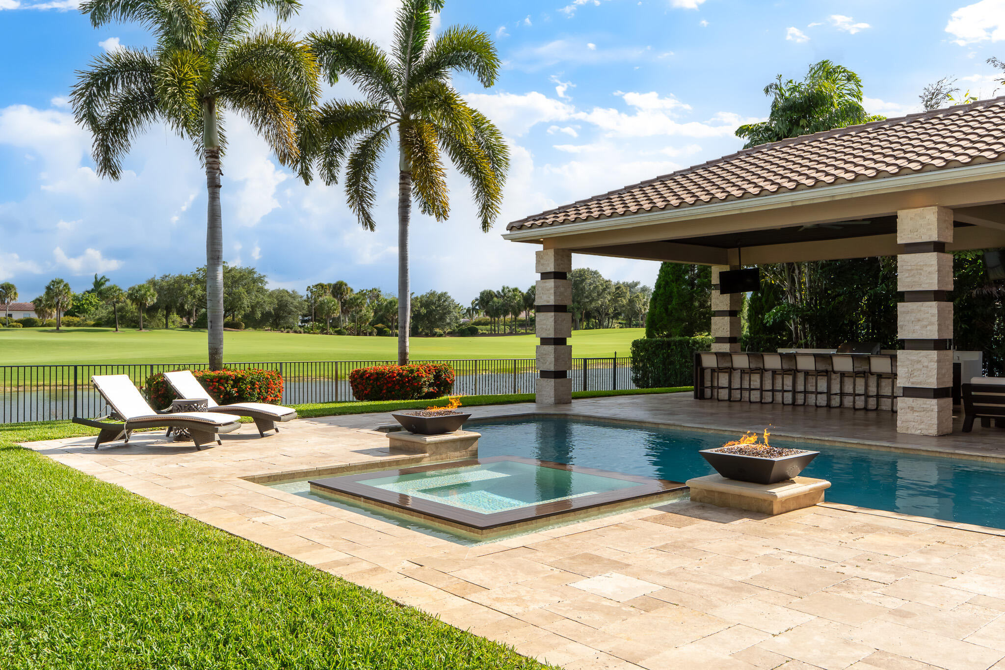PARKLAND GOLF & COUNTRY CLUB - Residential