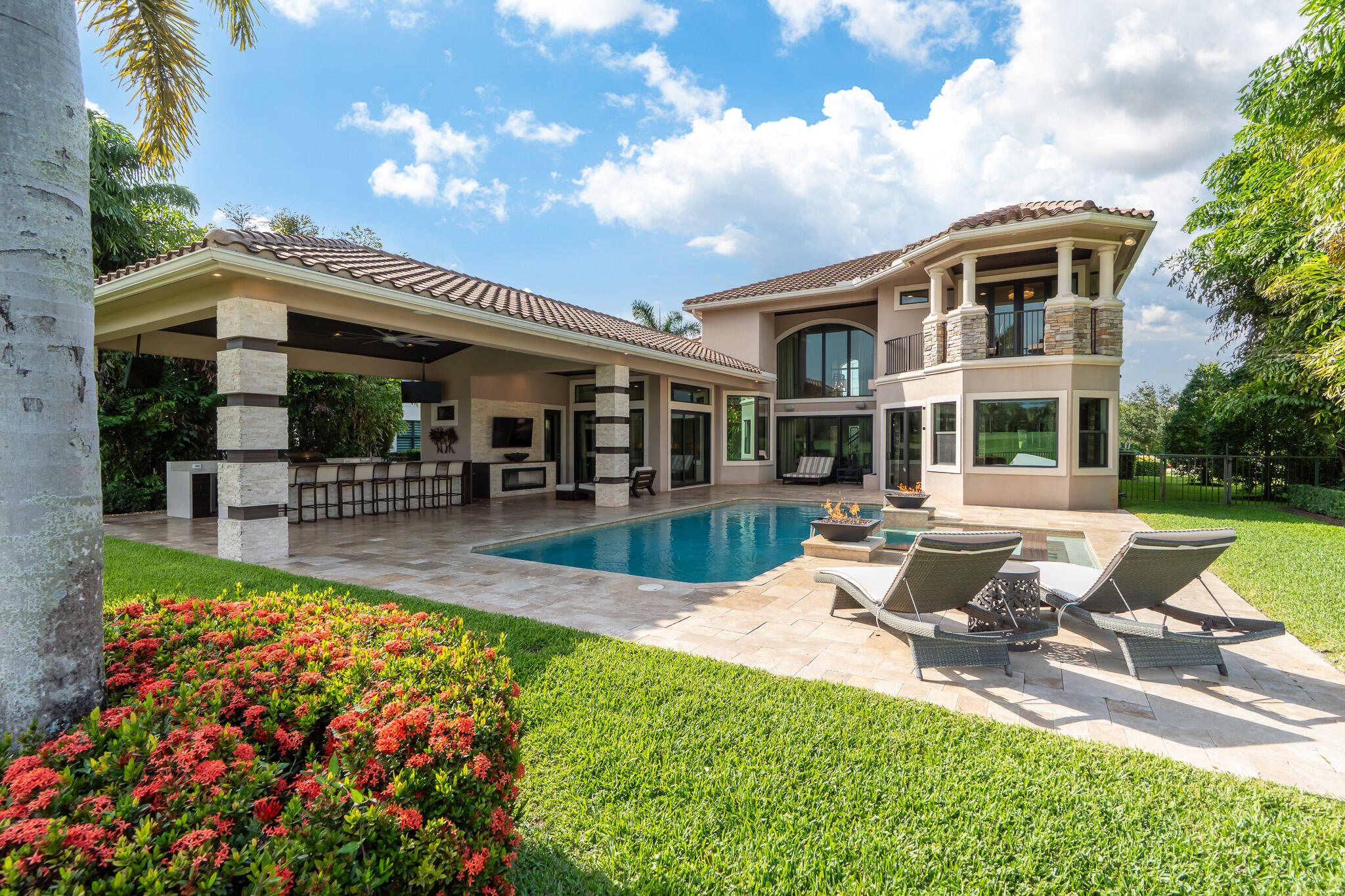 PARKLAND GOLF & COUNTRY CLUB - Residential
