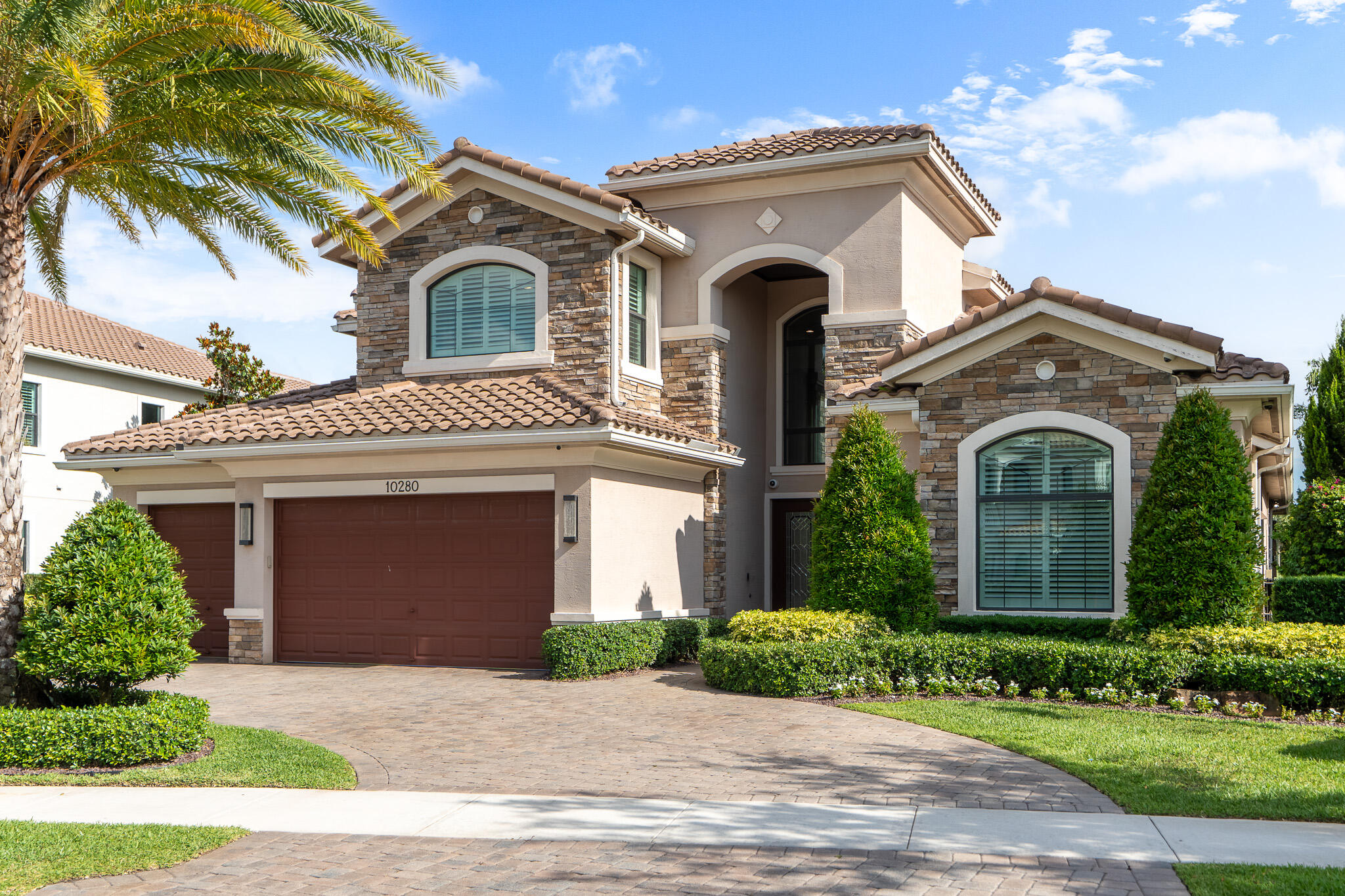 PARKLAND GOLF & COUNTRY CLUB - Residential