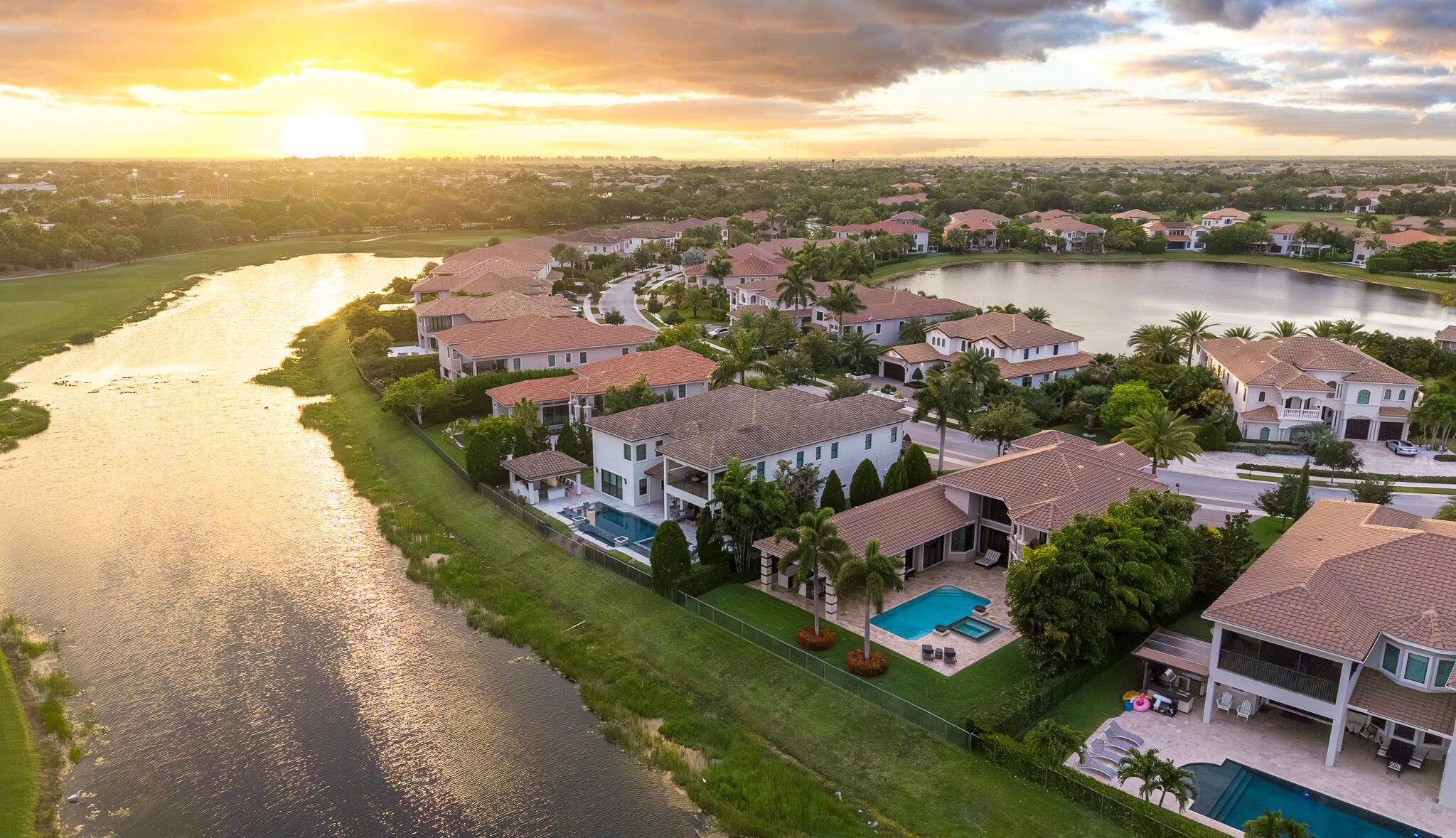 PARKLAND GOLF & COUNTRY CLUB - Residential