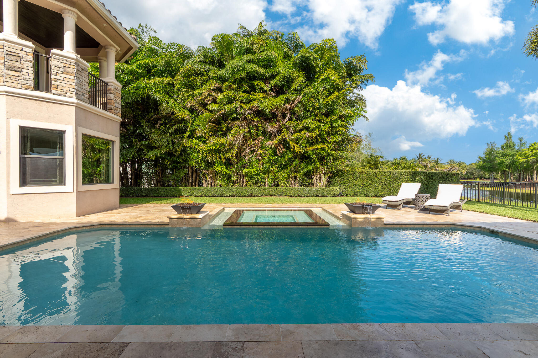 PARKLAND GOLF & COUNTRY CLUB - Residential