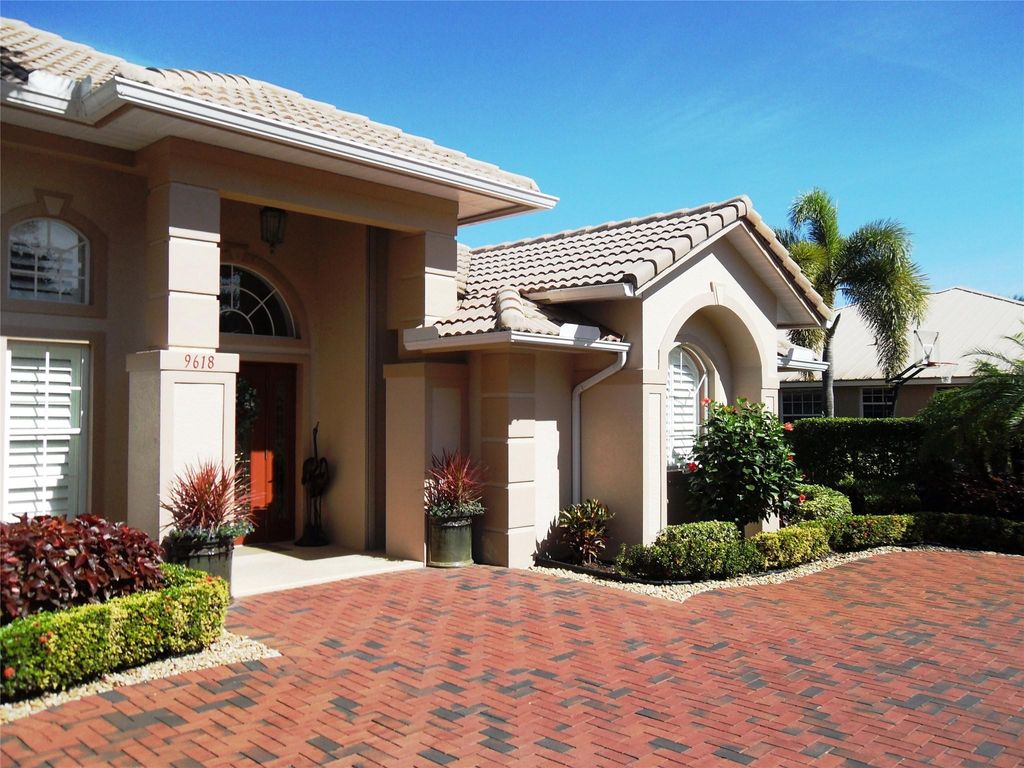 Photo of 9618 Knollwood Lane, Fort Pierce, FL 34951 (MLS # F10416418)