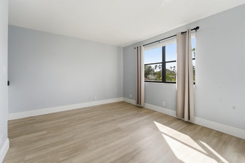 Tiny photo for 11477 NW 39th Court #203-1, Coral Springs, FL 33065 (MLS # B26028033)
